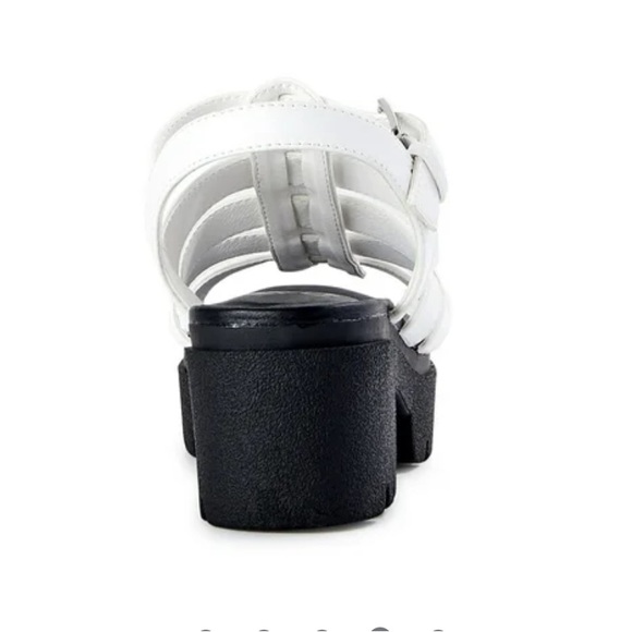 Madden NYC NWT Women's Chunky White Black Fisherman Sandals Woman’s 8 - Picture 4 of 5